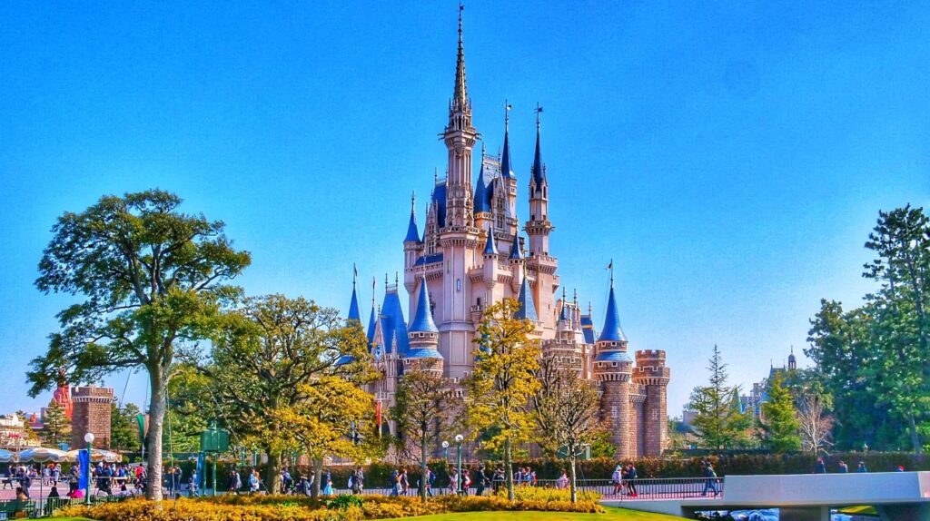 ディズニー 疲れない 回り方 コツ