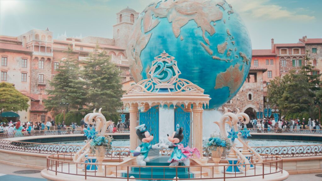 ディズニー　雨　空いてる